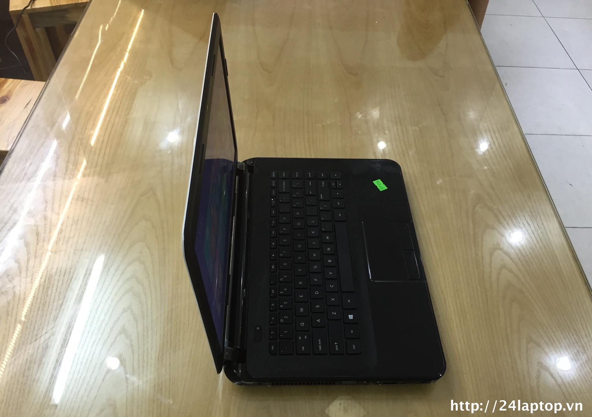 laptop hp b1000 2014.jpg